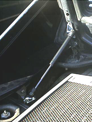 MKI MR2 Engine Lid Prop